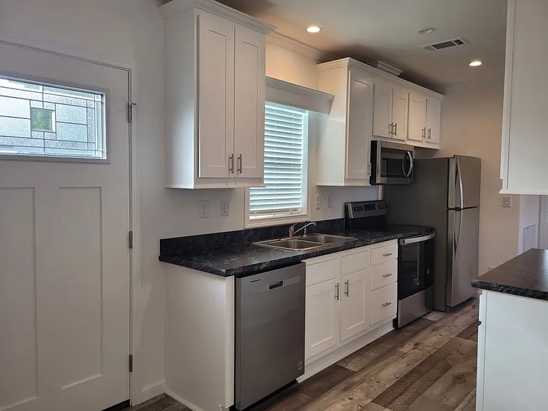 5548 Annette St #52 — Photo 7