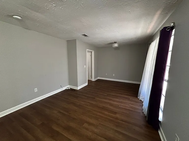 133 Cumberland Rd — Photo 10