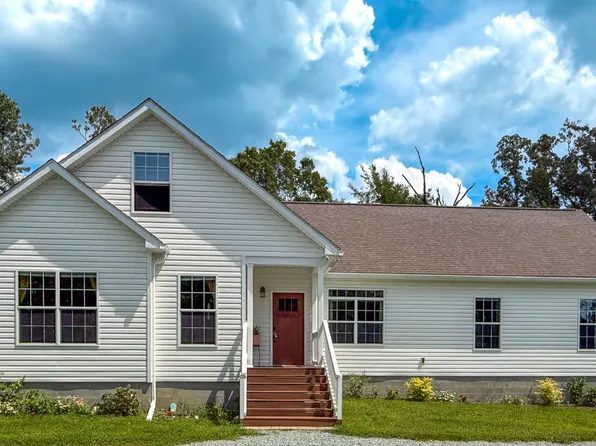 201 Briggs Rd, Hurdle Mills, NC 27541