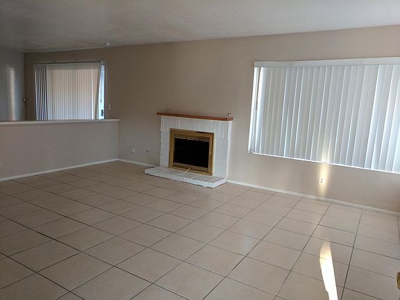 2nd image of 4162 Larkwood Ave