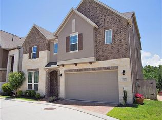 18327 Parkview Point Dr, Houston, TX 77094