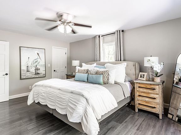 5th image of 283 E Valley Mission Ln