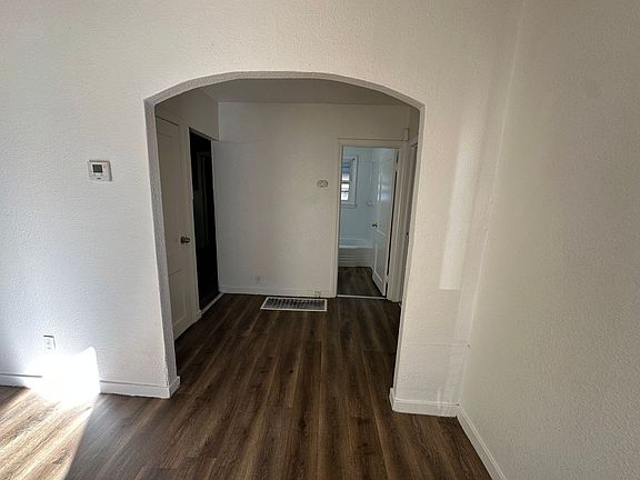 3rd image of 2631 Van Brunt Blvd