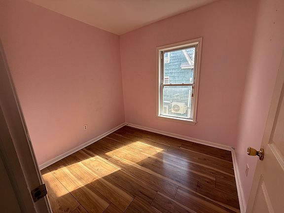 2nd image of 10 Hoosac St #2