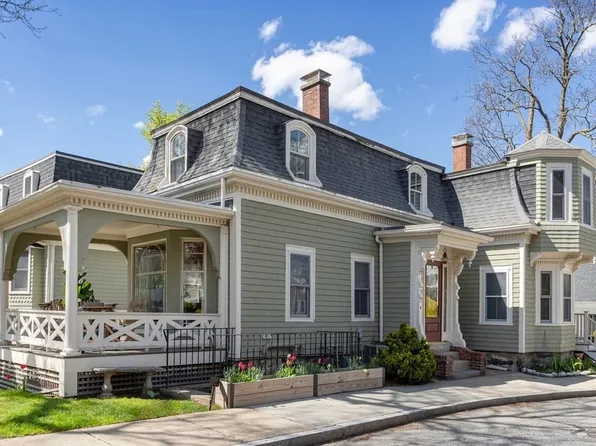 123 Charlesbank Rd Unit 123, Newton, MA 02458