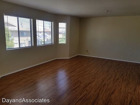 5th image of 4452 W 134th St APT 01