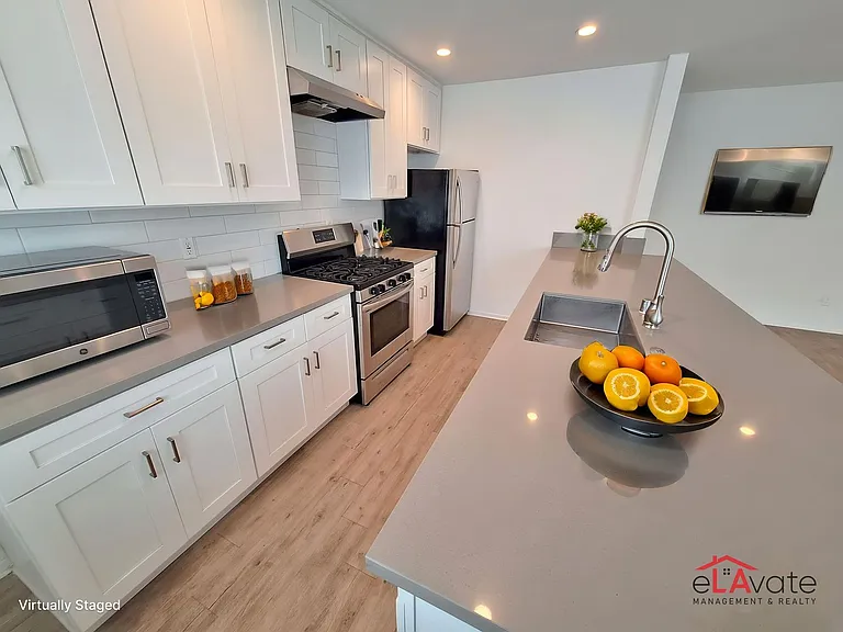 12625 Pacific Ave #9 — Photo 5