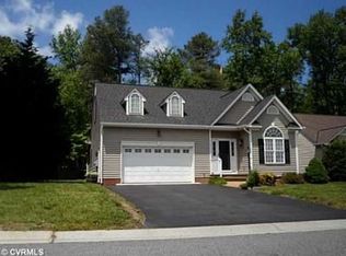 1400 Camberly Ct, Midlothian, VA 23113