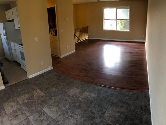 2nd image of 3340 Berwood Ct W