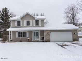 1176 Miede St, Jenison, MI 49428