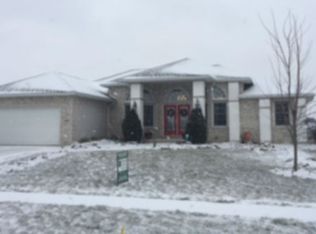 1838 Paradise Ln, Findlay, OH 45840