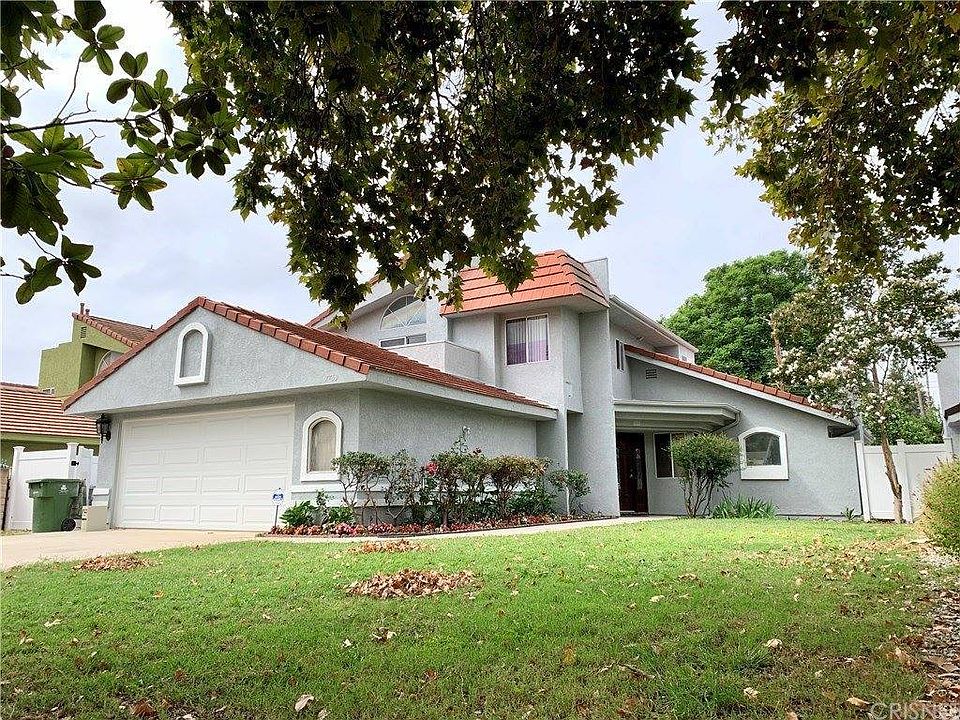 2nd image of 7759 Yolanda Ave