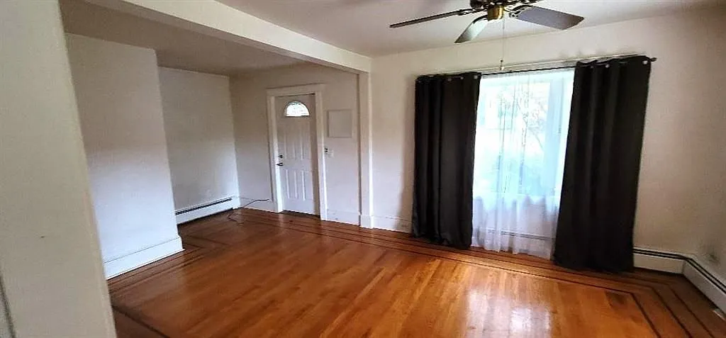1 bed, 1.0 bath, 752 sqft, $2,400 — Photo 4