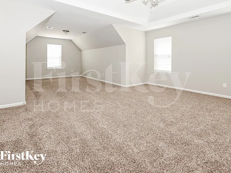 123 Elba Dr — Photo 8