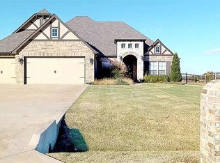 14516 N Sandstone Ave, Skiatook, OK 74070
