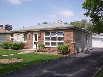 1st image of 632 W Merle Ave