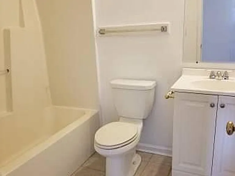 7308 Renyard Ct — Photo 6