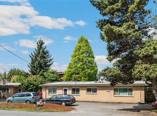 15405 10th Ave SW, Seattle, WA 98166