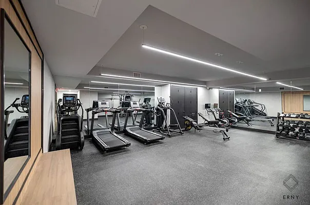 Rented by ERNY LLC | media 20