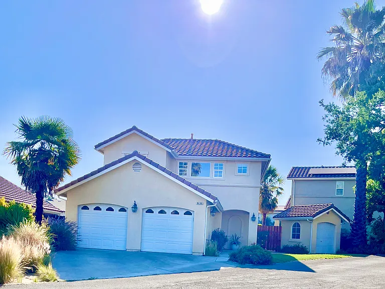 8480 Paseo De Caballo — Photo 1