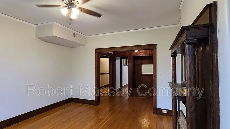2 bed, 1.5 bath, 1500 sqft, $1,300 — Photo 4