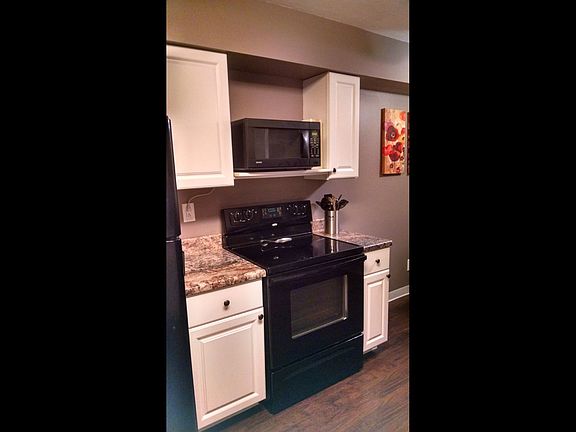 4th image of 1342 Preakness Pl
