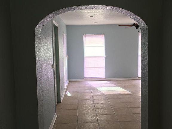 4th image of 2310 E 112th Ave