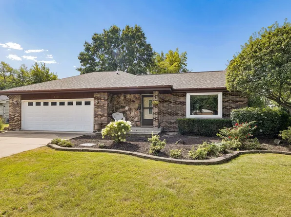 118 Aspen Dr, New Lenox, IL 60451