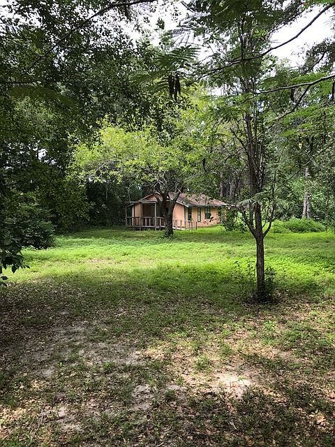 1st image of 518 Leisure Ln