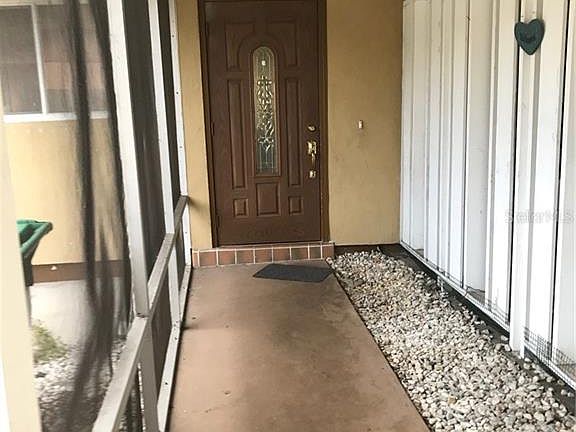 2nd image of 2595 Lakeshore Cir