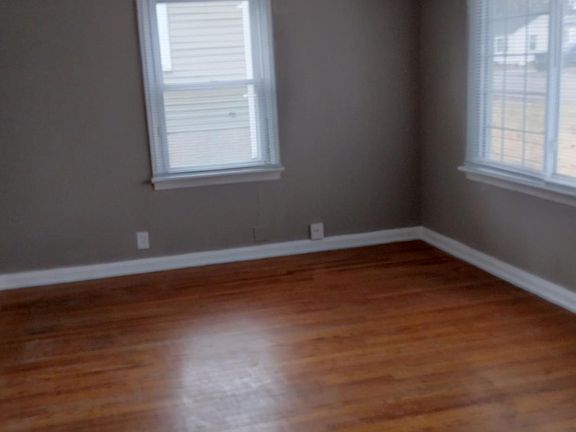 5th image of 7548 Mallard Dr