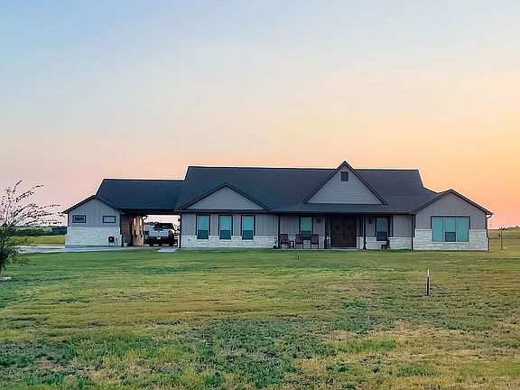 5th image of 323 County Road 301
