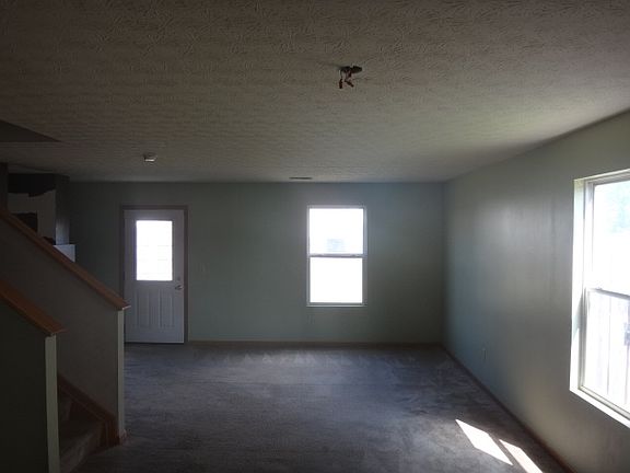 3rd image of 4706 Grandover Dr