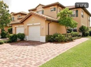 8055 NW 128th Ln, Parkland, FL 33076