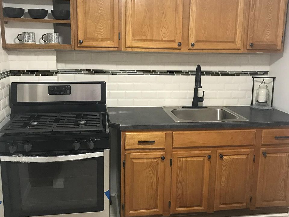 Fully remodeled kitchen, brand new appliances!