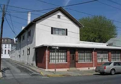 Home for Sale in Catasauqua, Pennsylvania $249,900