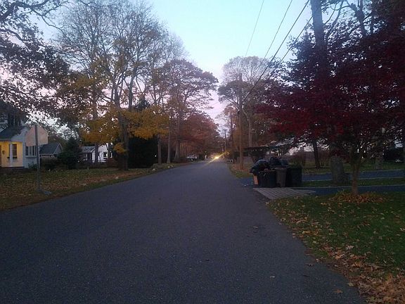 5th image of 227 Oakwood Ave