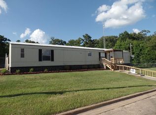 3 Creekwood Cir, Longview, TX 75602