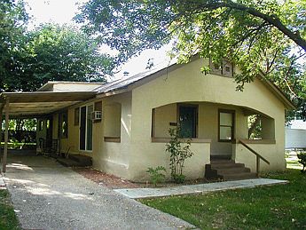 1st image of 4458 Fisher St
