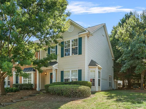8304 Shinkansen Dr, Charlotte, NC 28213