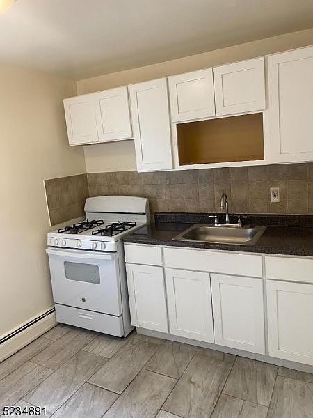1st image of 58 Underwood St #B4