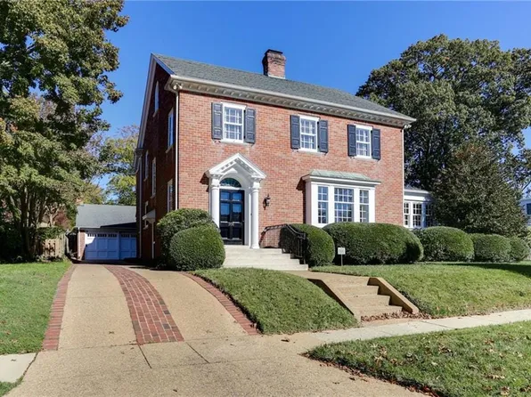 206 Hilton Ter, Newport News, VA 23601
