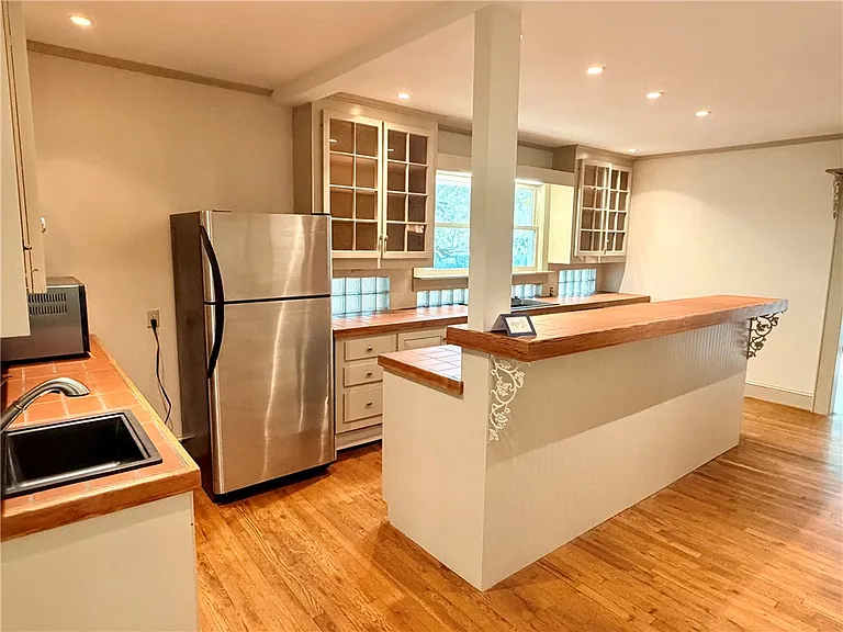 107 Stardust Ln — Photo 8