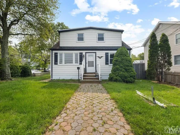 181 Summer Hill Rd, Spotswood, NJ 08884