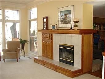 3rd image of 13815 Hardy St
