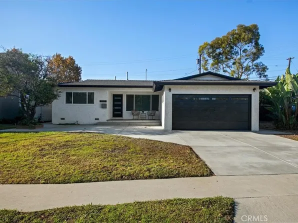 2125 Vuelta Grande Ave, Long Beach, CA 90815