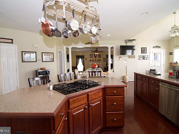 5th image of 424 Stonecrest Dr