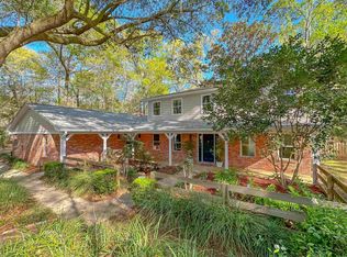 1084 Maclay Rd, Tallahassee, FL 32312