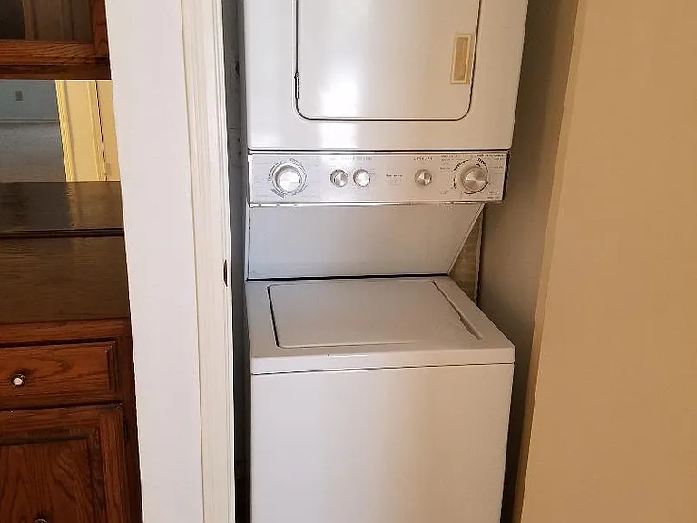 921 Marine Dr #116 — Photo 5