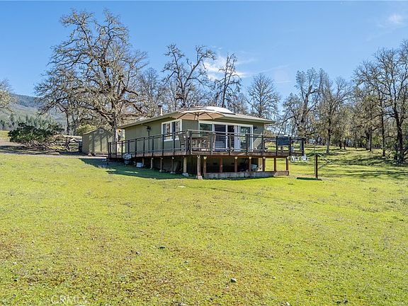 4th image of 30429 Ridgewood Dr